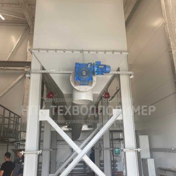 Емкость с грохотом Емкость с грохотом